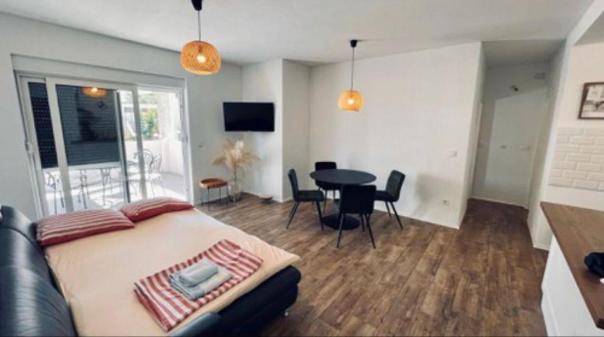 Apartments Martina Tisno Dış mekan fotoğraf