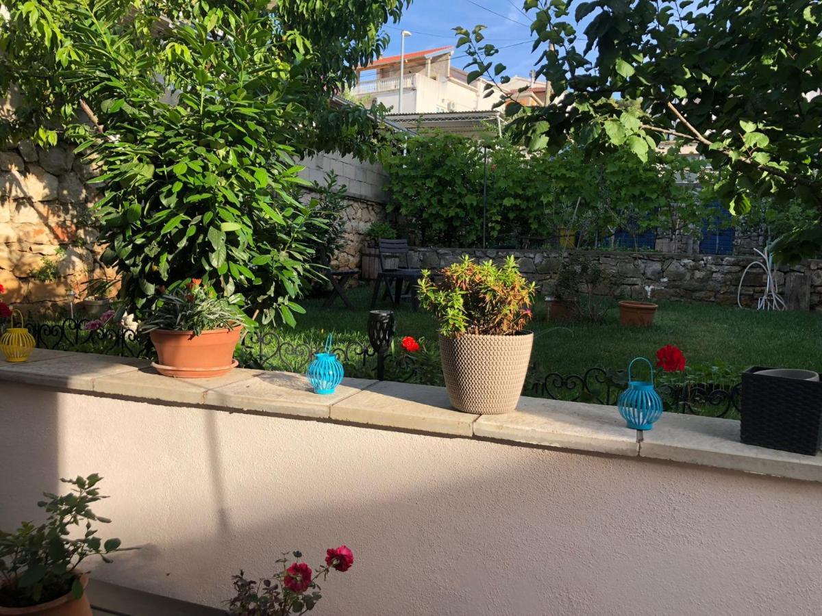 Apartments Martina Tisno Dış mekan fotoğraf