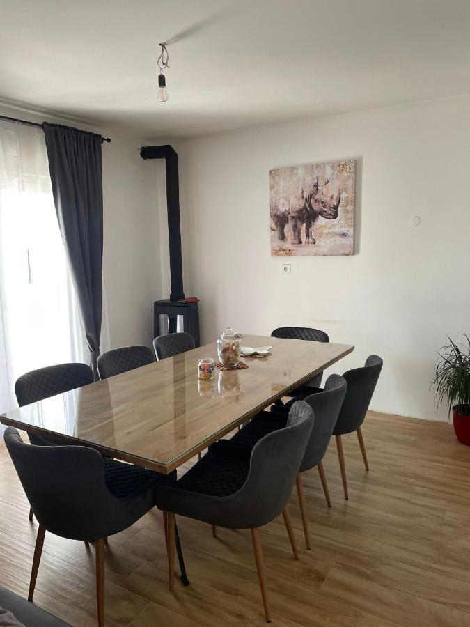Apartments Martina Tisno Dış mekan fotoğraf